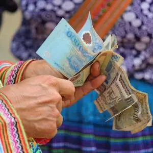 Vietnam's Currency Tips and Insights for your journey