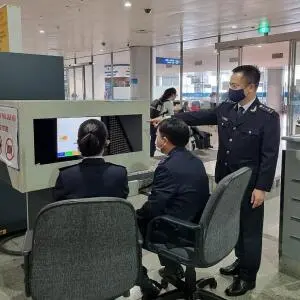 Customs in Vietnam: Essential Tips for a Smooth Journey